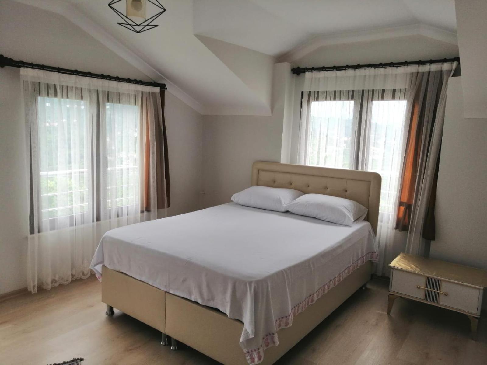 Aquamarine Holiday - Trabzon Villa Bagian luar foto